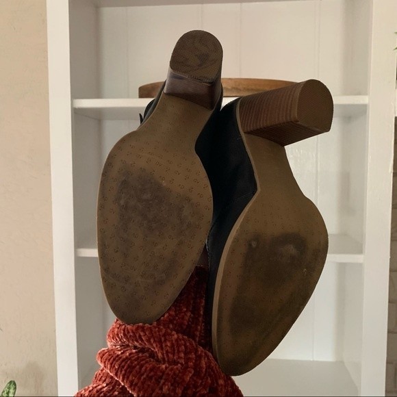 Dolce Vita Black Faux Leather Almond Toe Block Heel Ankle Buckle Mules - Picture 10 of 10